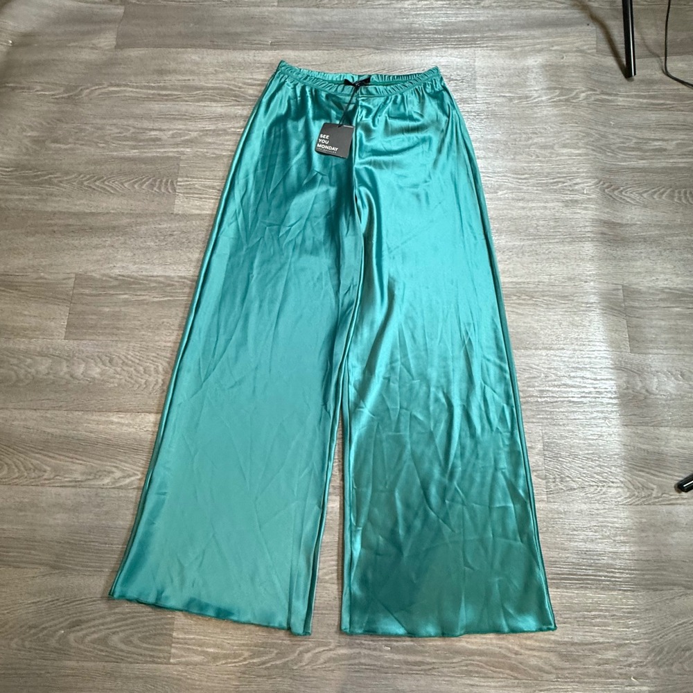 See You Monday Teal Green Satin Wide Leg Pants Elastic Waist Womens Medium NWT